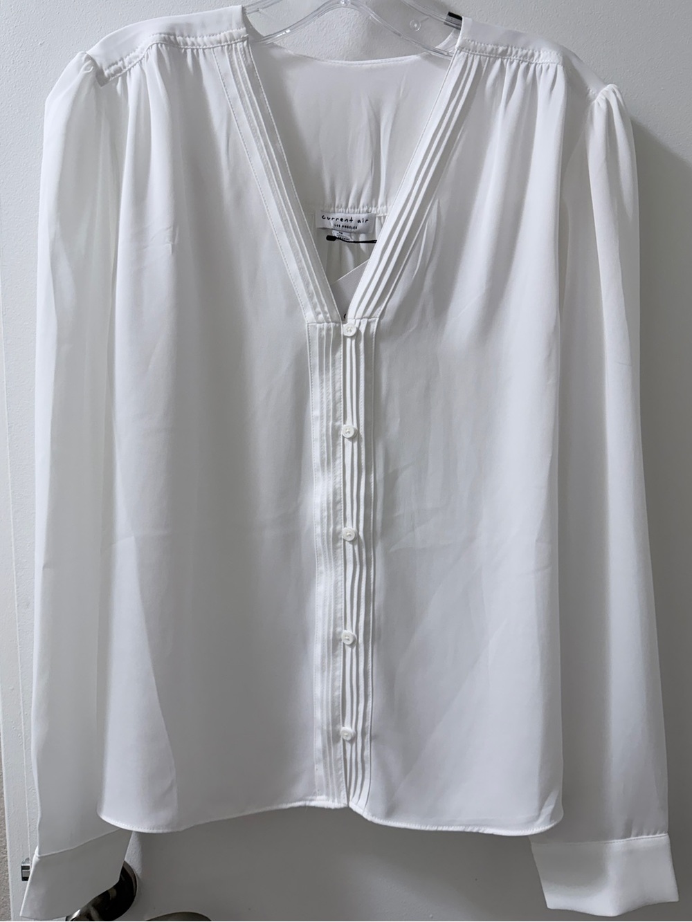 Current Air White Pintuck V-Neck Button-Front Blouse